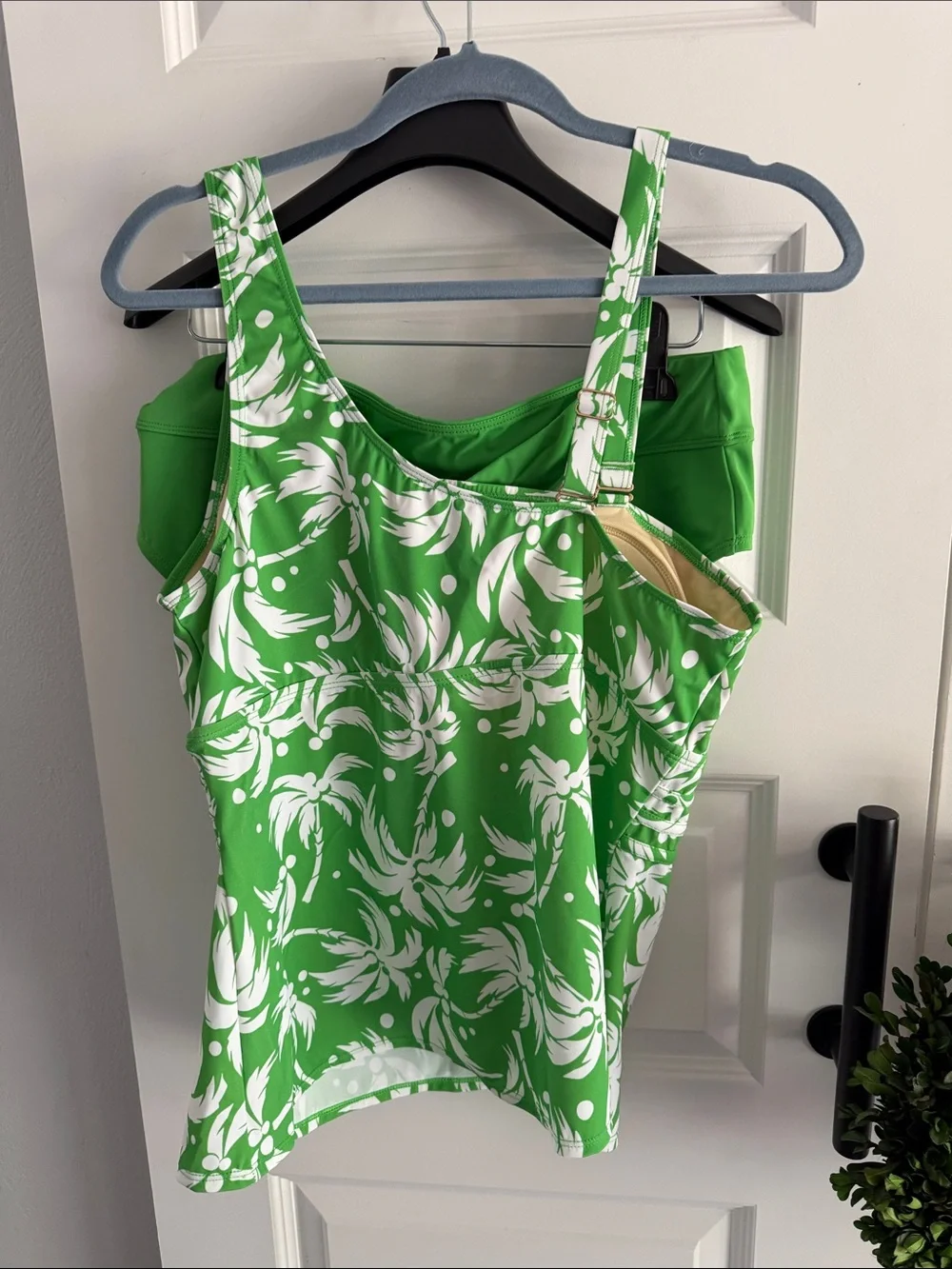 Susan Graver bright green